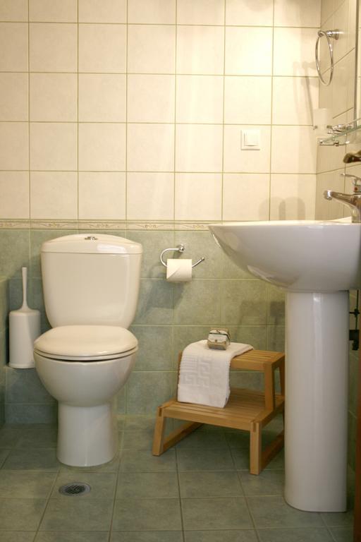 Zouzoulas Filoxenia - Koralia Apartments ミリナ 部屋 写真