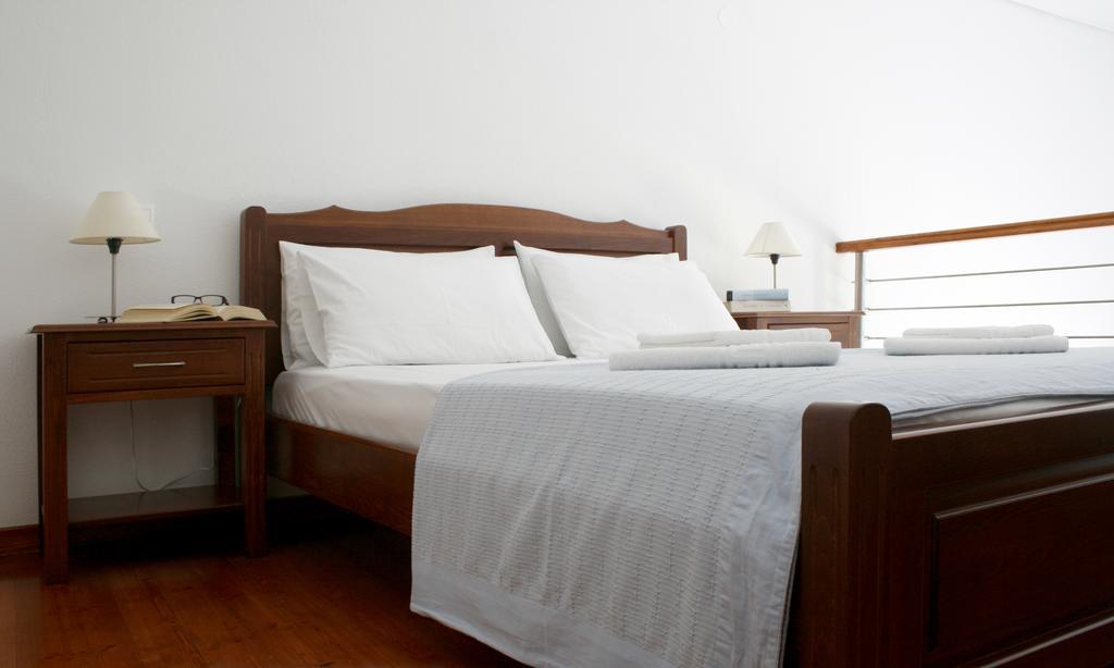 Zouzoulas Filoxenia - Koralia Apartments ミリナ 部屋 写真